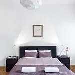 Bednarska Old Town Apartment