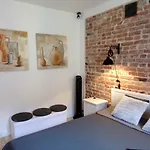 Spichlerz II Old Town Apartment