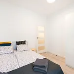 Superapart Bobrowiecka 10