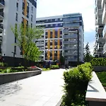 Warsaw-Aparts Domaniewska
