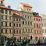 Red Brick Old Town Apartment
