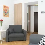 Old Town Grand Theatre Apartment 2