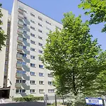 ShortStayPoland Aleja Solidarnosci (B61)