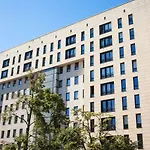Royal Park Executive Apt