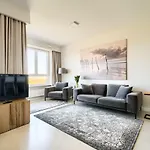 Luxlux Apartments Afara