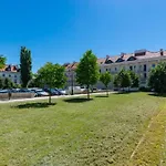 Old Town Heart V - Mariensztat
