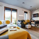 Tamka Chopin Apartment
