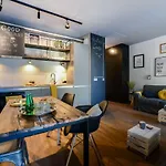 Tamka Chopin Apartment