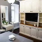 Apartment Hoza 50 With A Balcony In Close Center