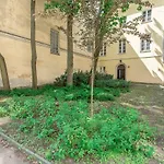Luxury And Comfortable- Golden Apartments- Royal Street