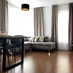 Modern City Apartment #4 Park Place Warsaw