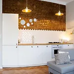 Zoli Apartment