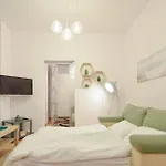 Shortstaypoland Srodkowa