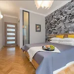P&O Apartments City Center