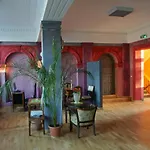 El Hostel