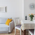Lovely Warsaw Holiday Apartment