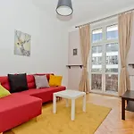 Charming And Bright- Golden Apartments- Old Town