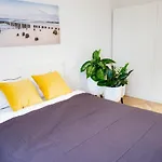 Cristine Apartment