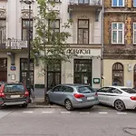 P&O Serviced Apartments Close To Central Station