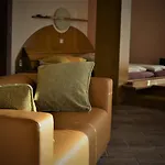 Studio 2