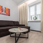 Apartments Old Town 2 Warsaw By Renters