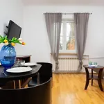Warsaw New Town Apartments By Renters