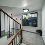 We Apartments Metro Centrum