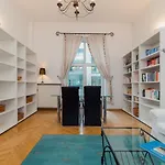 Shortstaypoland Boduena