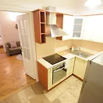 Elegant Apartment Royal Route II