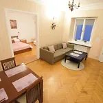 Elegant Apartment Royal Route II