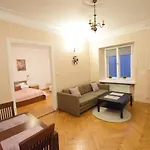 Elegant Apartment Royal Route II