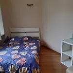 Just Room Central Rail