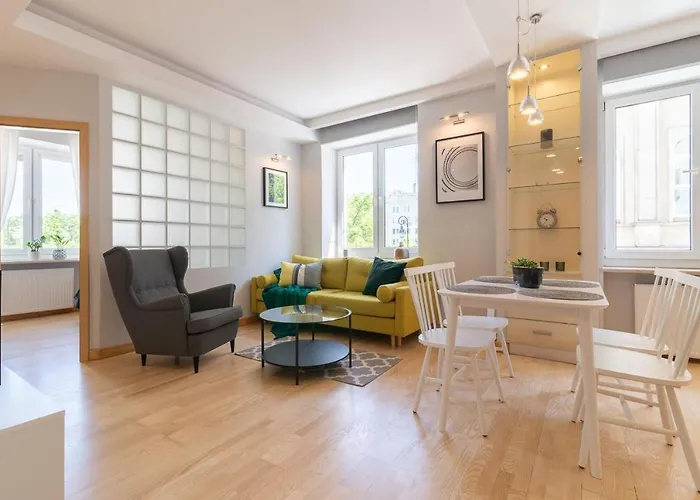 Rent Like Home - Szkolna 5