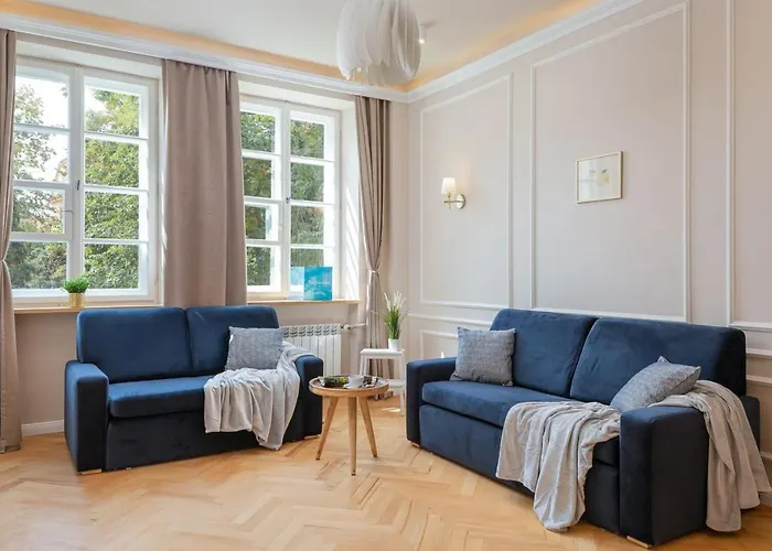 Rent Like Home - Piwna 17/19