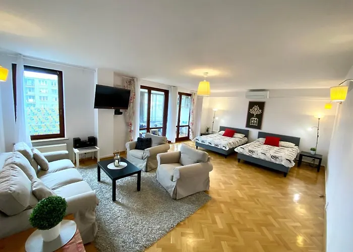 Center Warsaw - Apartmenty Jana Pawla II