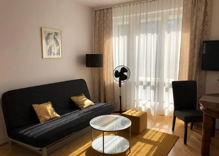 Art Deco Apartment