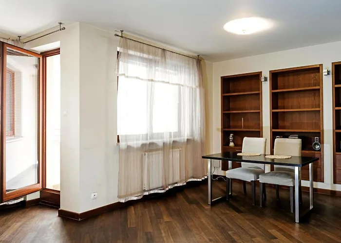 Szucha Apartments
