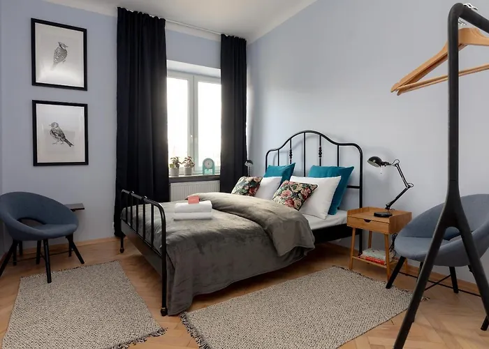 Hala Mirowska Stylish Apartment