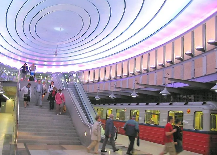 Metro Plac Wilsona Apartment