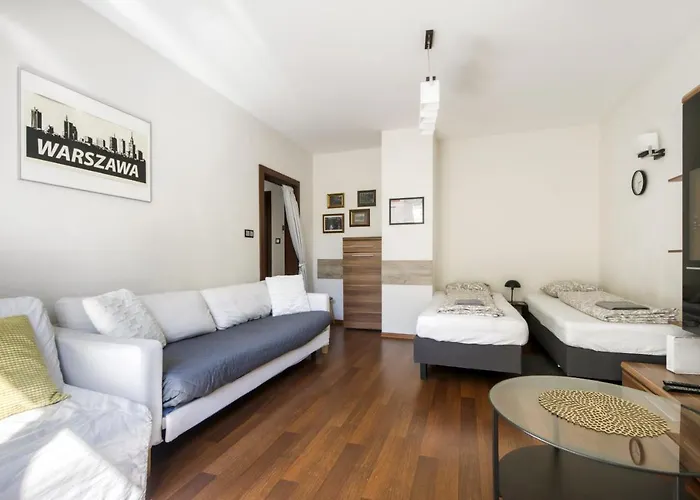 Labo Apartment Towarowa Kercelak