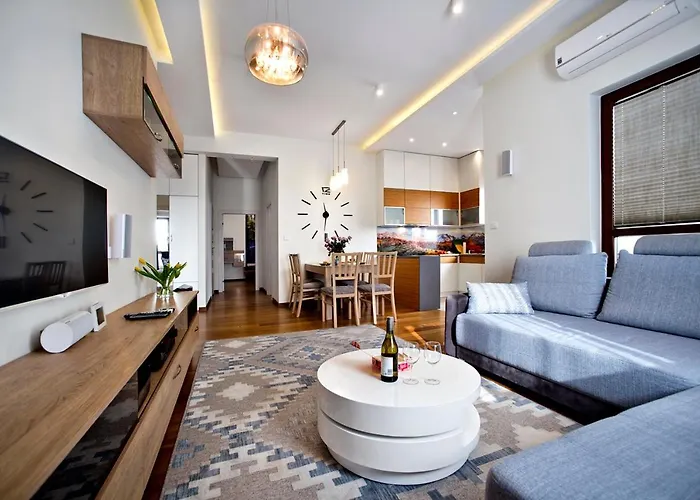 Jana Kazimierza 57 Serviced Apartments