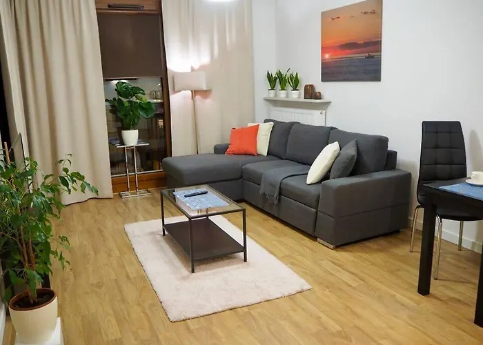 Wilanow Apartment Close To Town Hall And Palace
