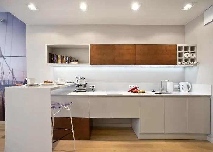 Triton Park Accommodation By P&O Serviced Apartments