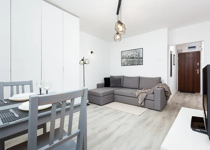 Studio City Center Zlota Street By Renters