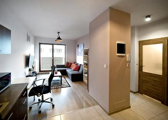 Airport Okecie Klobucka P&O Serviced Apartments