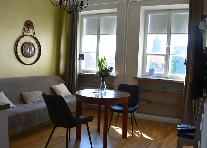 Labo Apartment Barbakan