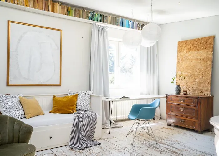 White Loft Stare Bielany Vintage Slow