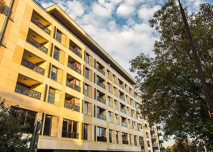 P&O Serviced Apartments Solec