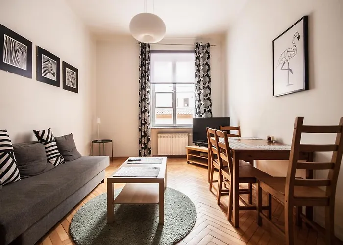Elegant Apartment Old Town Market