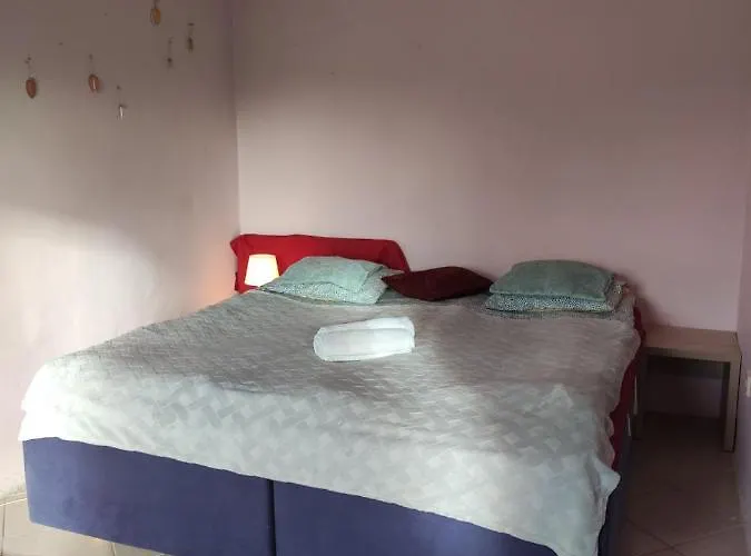 Popularna Guest Home
